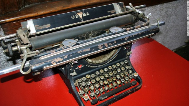 Hitlers Typewriter-Encyclopedia of Alabama